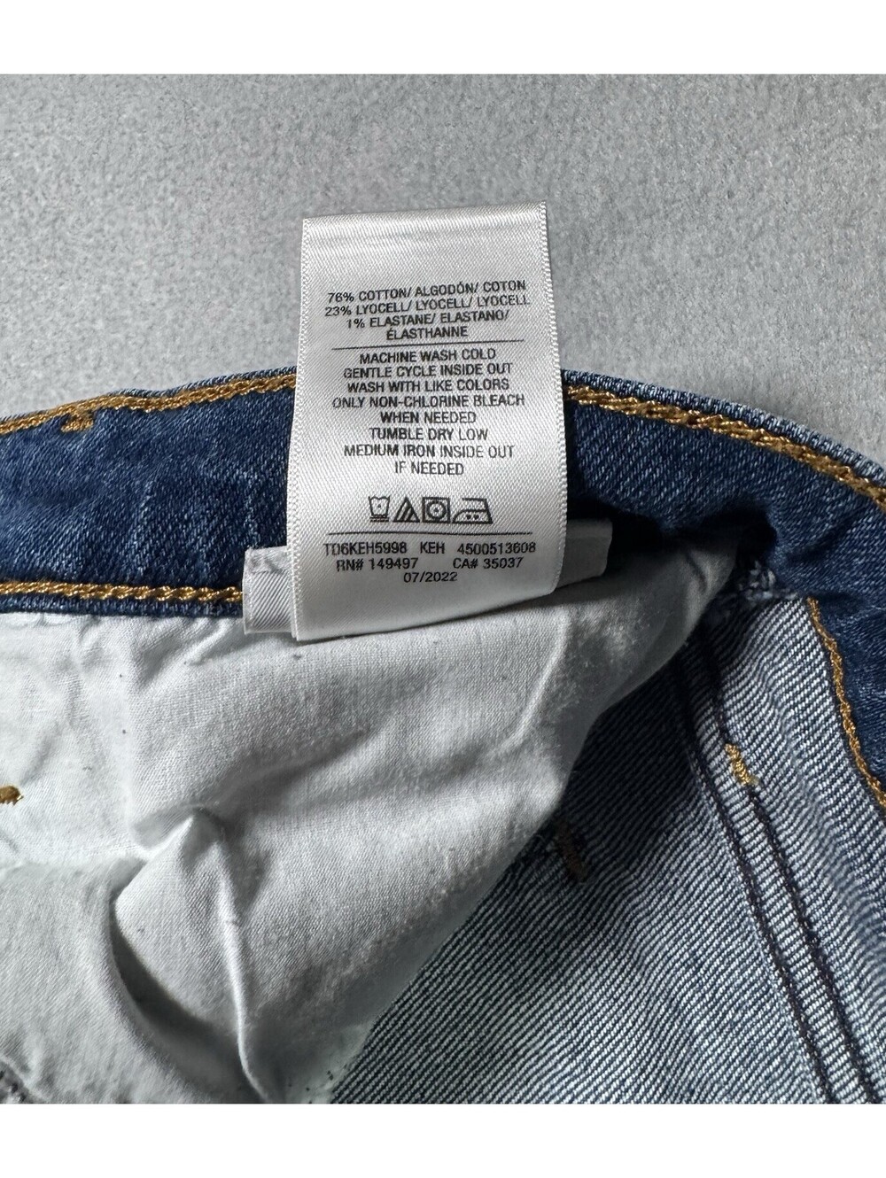 Joe's Jeans The Honor High Rise Vintage Straight Crop Kehlan Distressed Size 28 - Picture 7 of 9